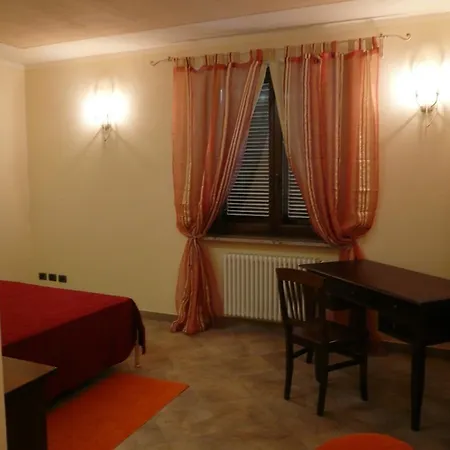 مزرعة للإقامة Agriturismo La Primula Lequio Tanaro